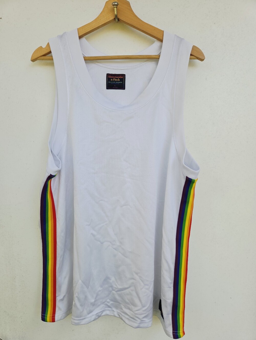 Abercrombie & Fitch Men's PRIDE RAINBOW mesh Tank Top Large *Read*